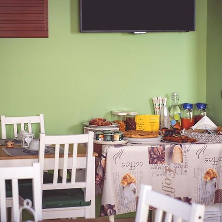 Agora Bisceglie Bed & Breakfast Bagian luar foto