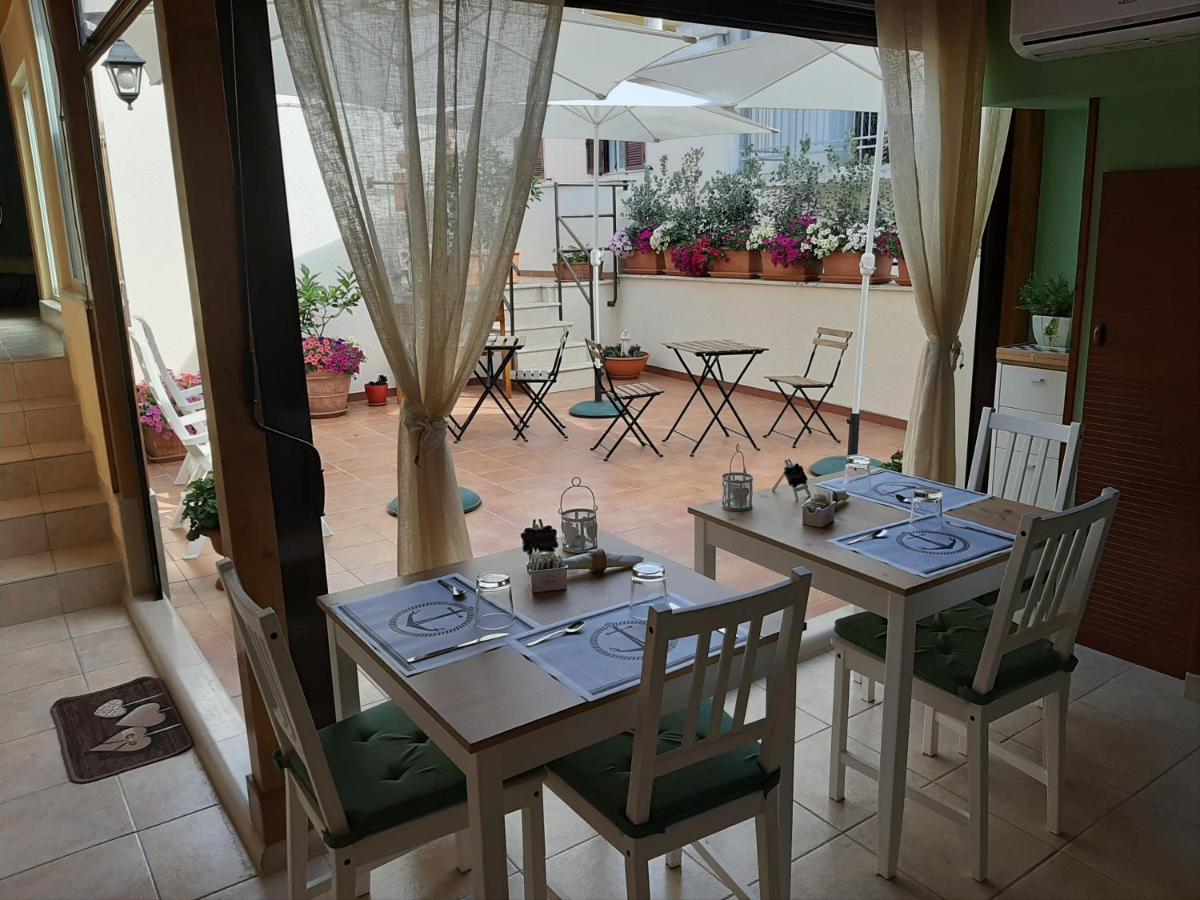 Agora Bisceglie Bed & Breakfast Bagian luar foto